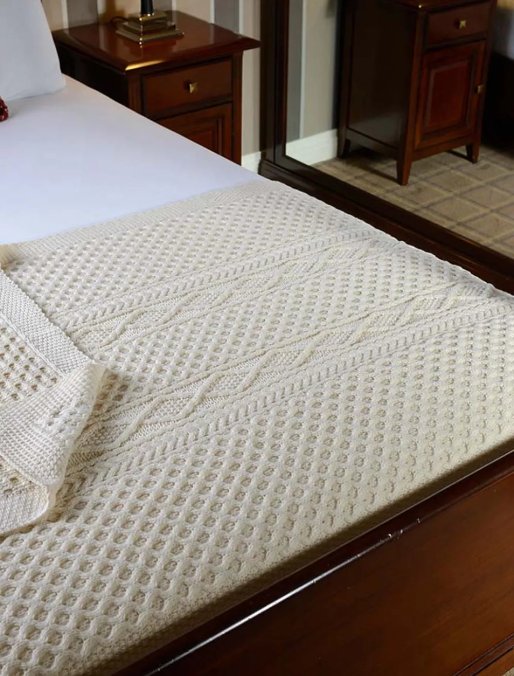 Glenaran Clan Throws^Crowley Clan Aran Throw