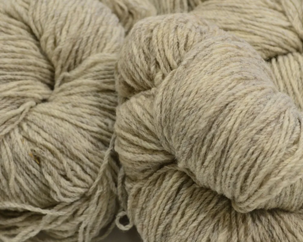 Glenaran Aran Wool^Aran Wool Knitting Hanks - Light Black Sheep / Light Grey