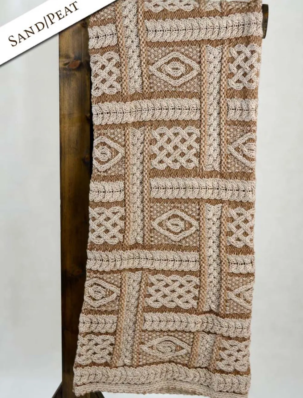 Glenaran Knitted Wool Throws^Two-Tone Aran Pleated Throw