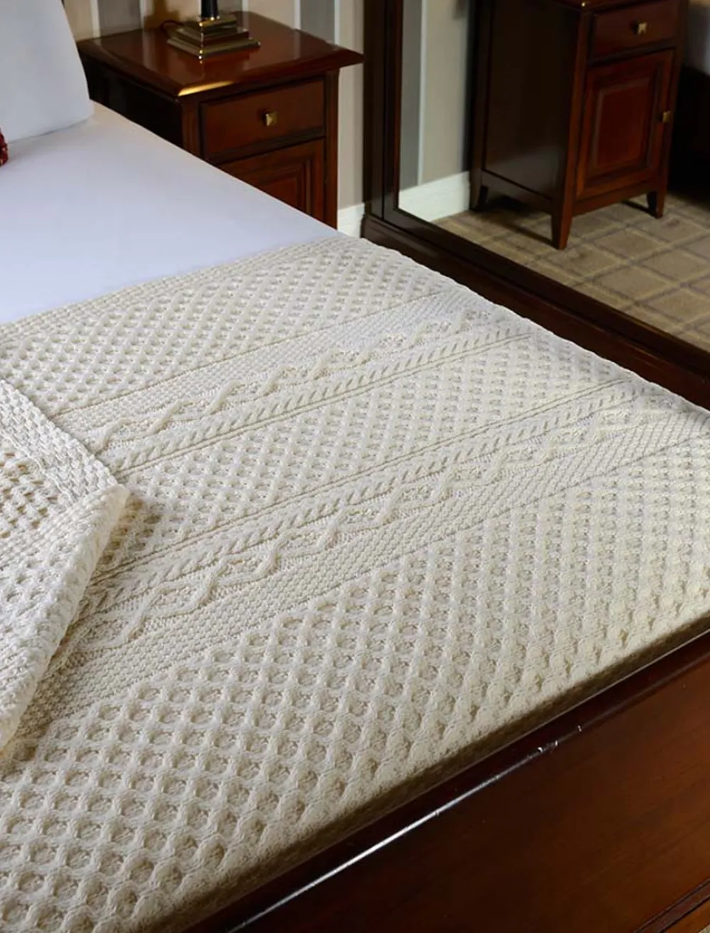 Glenaran Clan Throws^Moran Clan Aran Throw