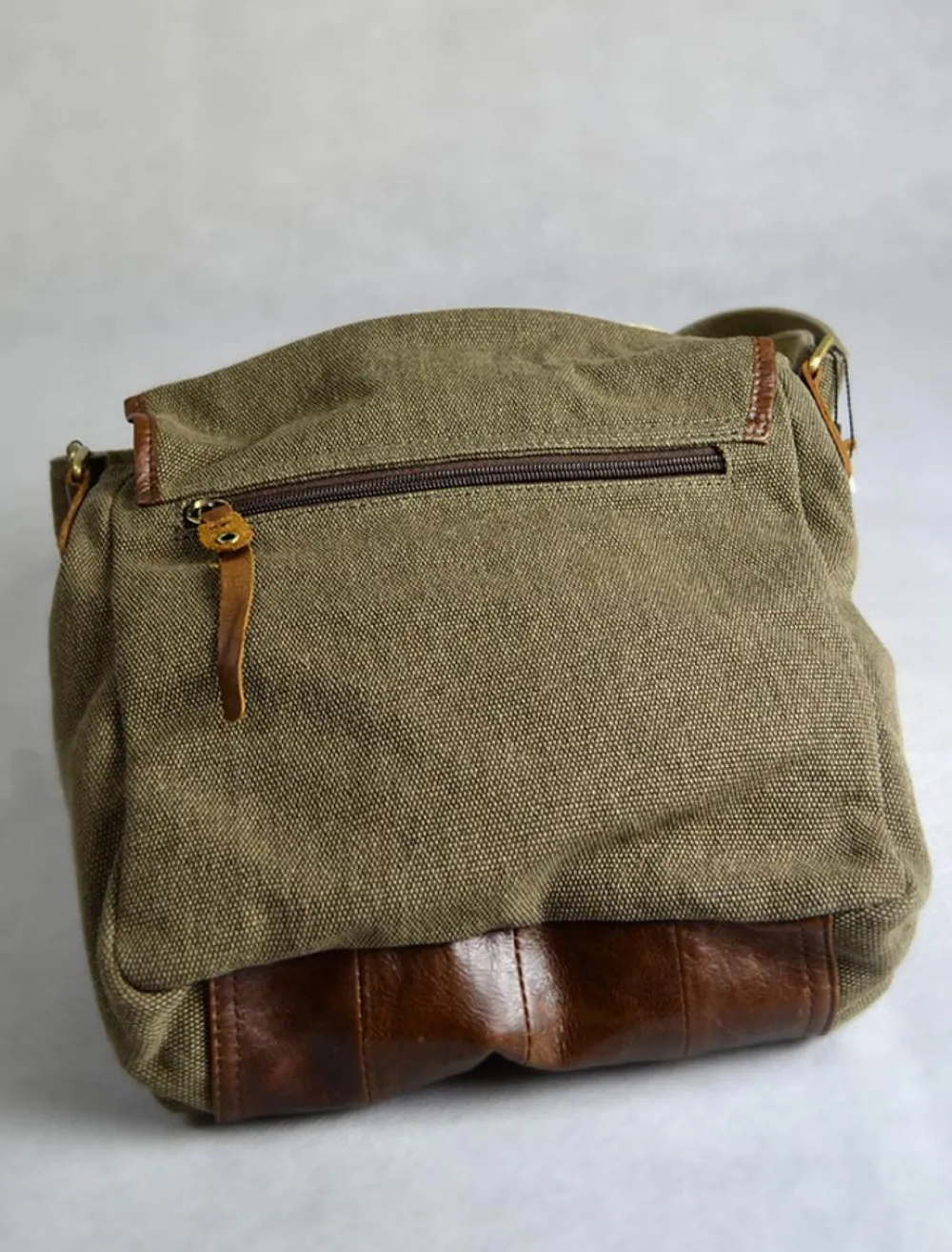 Glenaran Bags And Satchels|Bags And Satchels^Traditional Tweed & Leather Single Buckle Bag