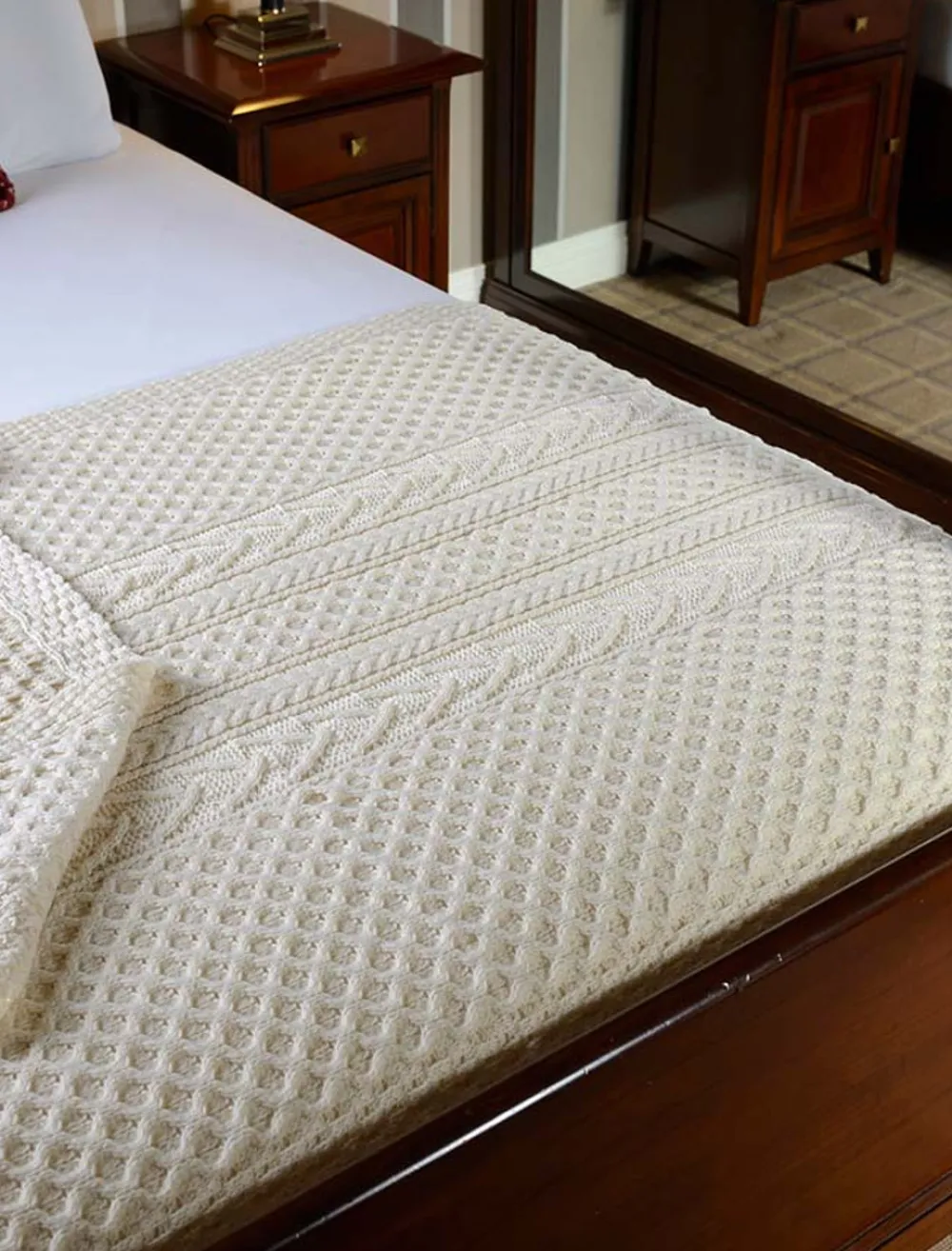 Glenaran Clan Throws^Lynch Clan Aran Throw