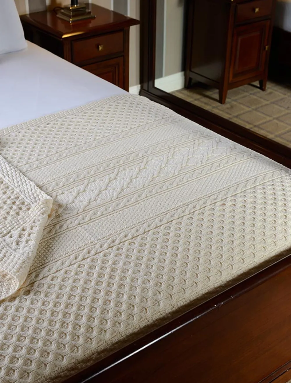 Glenaran Clan Throws^Martin Clan Aran Throw